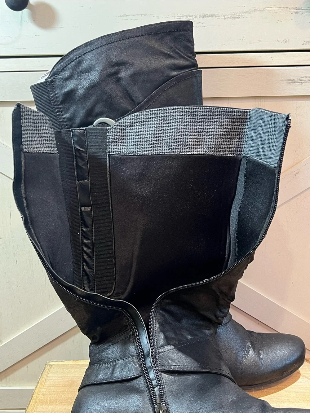 Trensetter Black Slouchy Knee High Wedge Boots Buckle Straps Sz 9.5